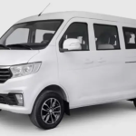 V7 - Furgoneta de pasajeros multiusos