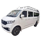 V7- Furgoneta de pasajeros con portaequipaje