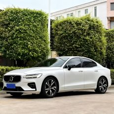 Volvo S60 2020 T5 Zhiya Edición deportiva 2.0T